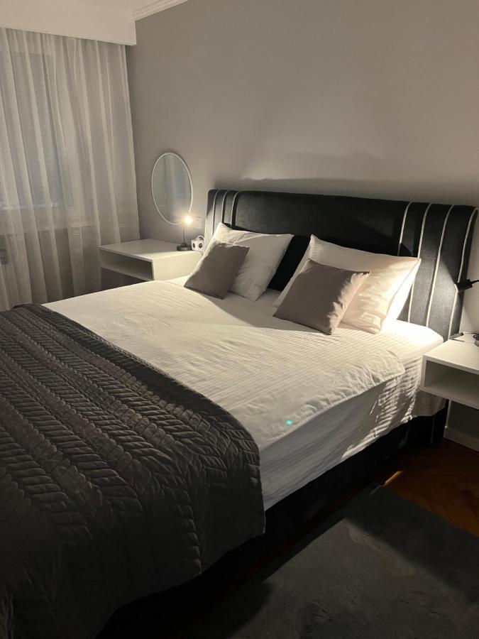 Apartman Loft 72 斯拉沃尼亚布罗德 外观 照片