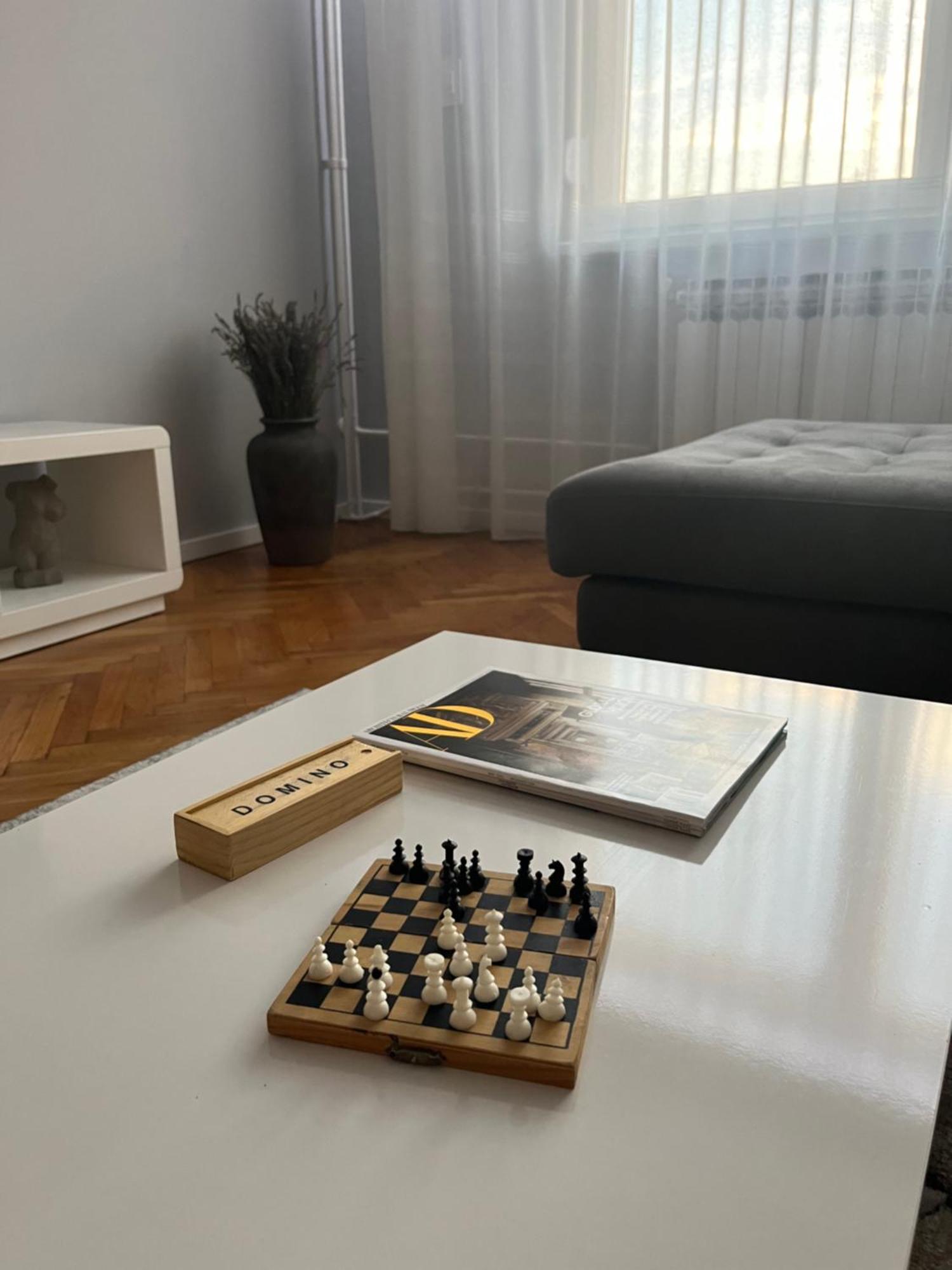Apartman Loft 72 斯拉沃尼亚布罗德 外观 照片